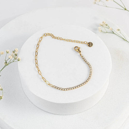 Sleek Tennis Bracelet With Linking Chain