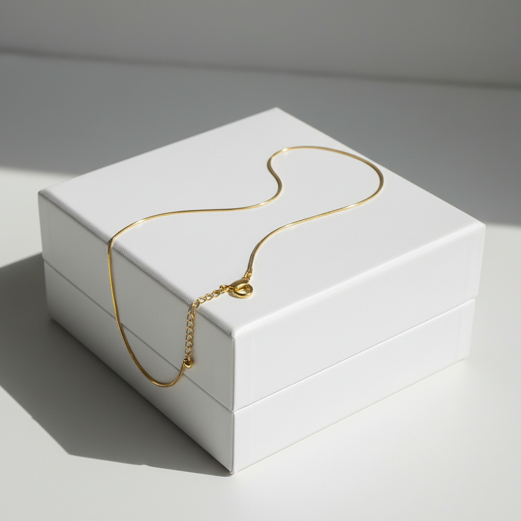 Luna Sleek Chain Bracelet