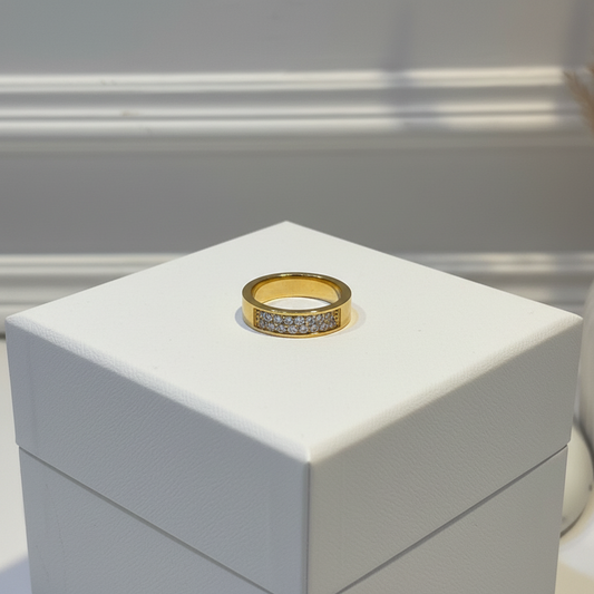 Eterna Glow Crystal Band Ring
