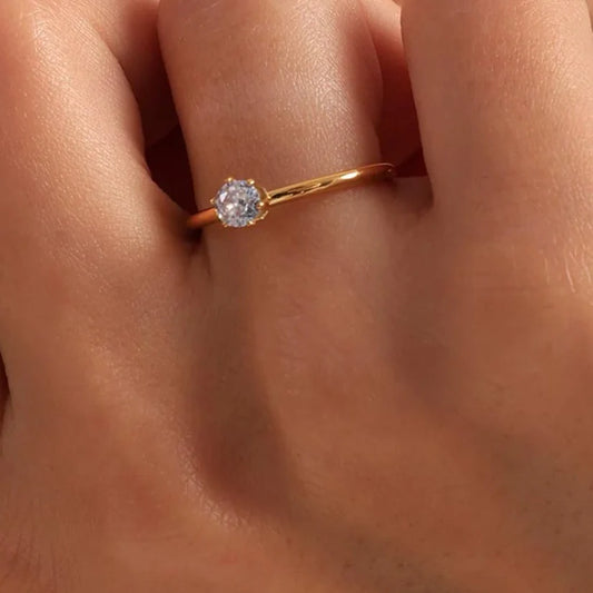 Aurelia Classic Solitaire Ring