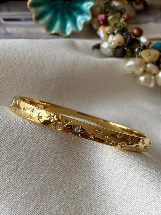 Amora Bangle Wrist Size 2.6