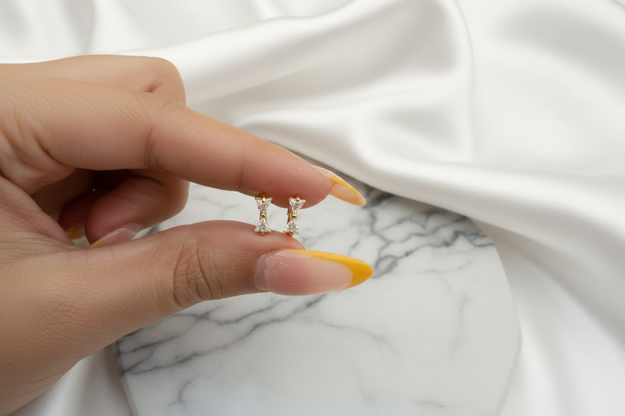 Nora Bow Huggie Hoops – 1MM | 2nd Piercing