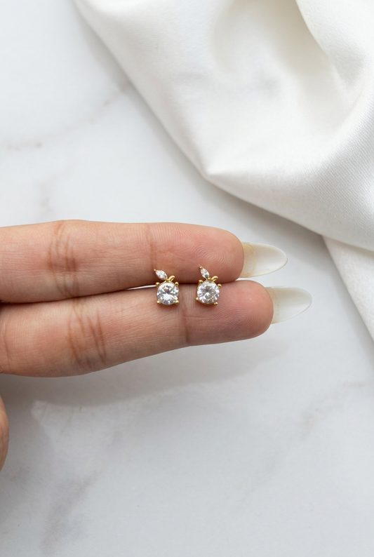 Scarlett Studs (Pair)