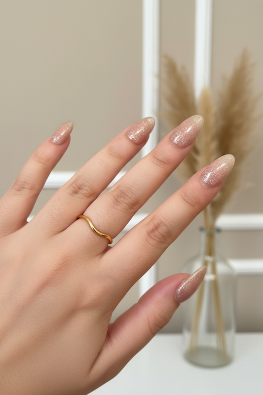 Curved Wave Band Ring