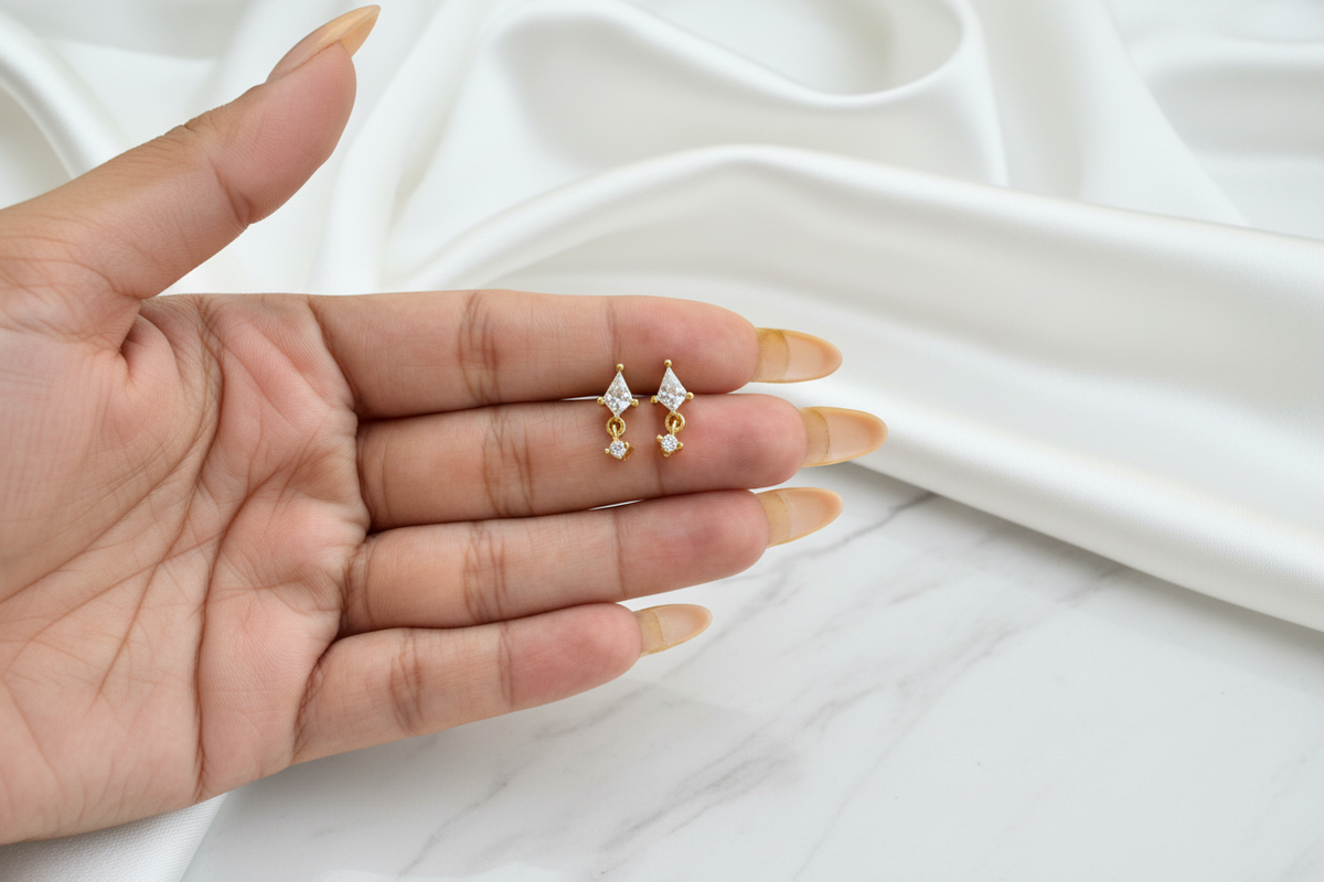 Vellina Studs (Pair)