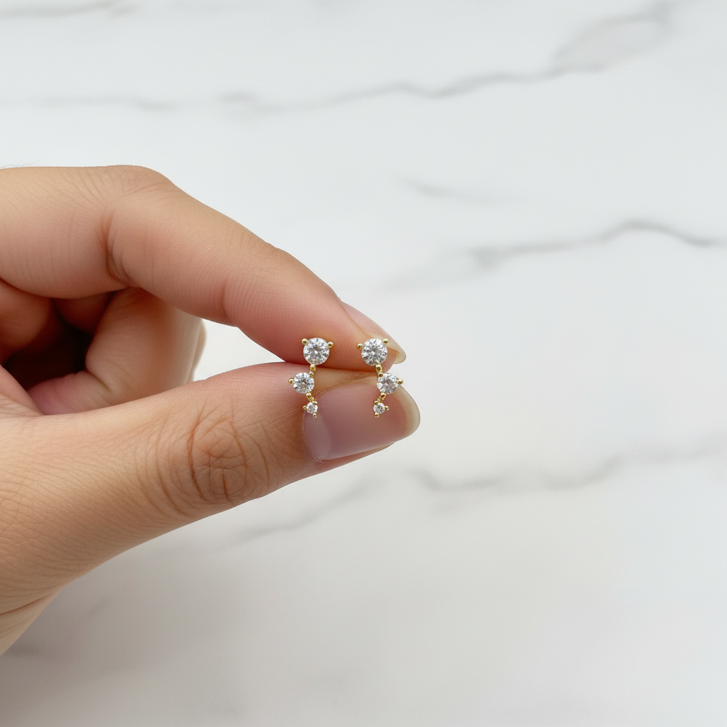 Ilora Stud Earrings