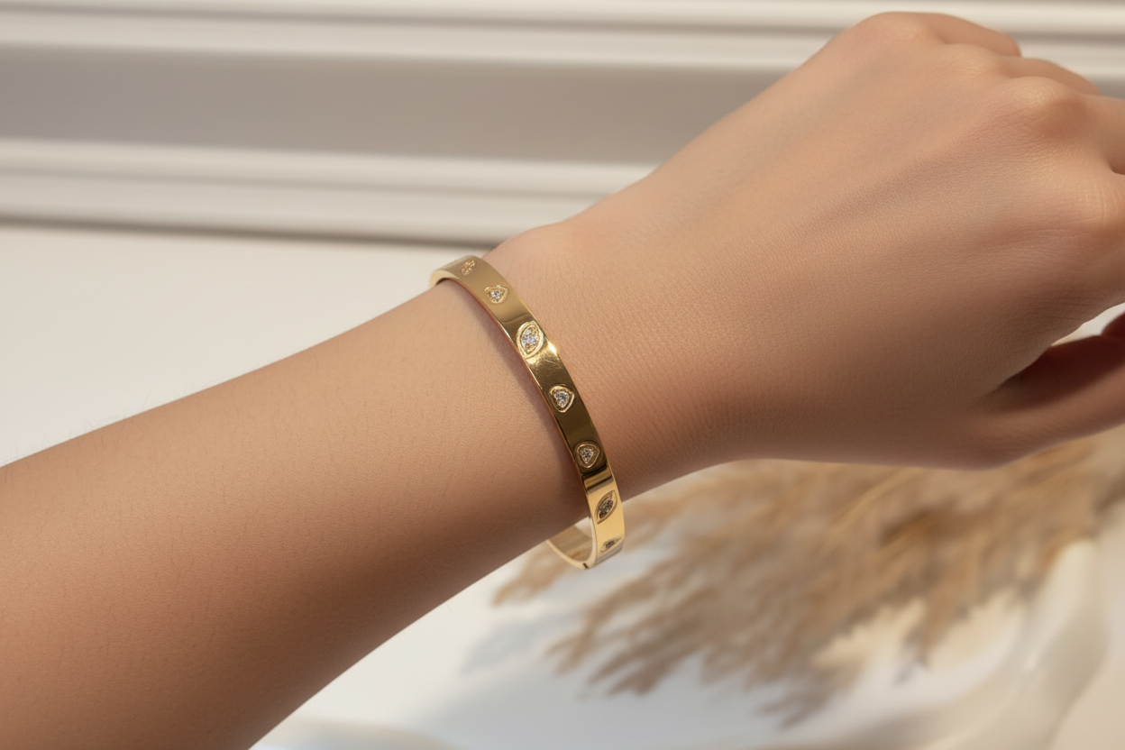 Eternal Spark Gold Bangle Standard Wrist 2.6