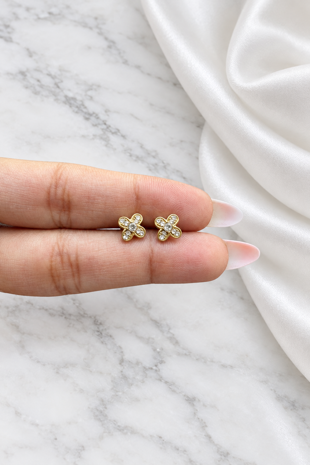 Klyra Studs (Pair)