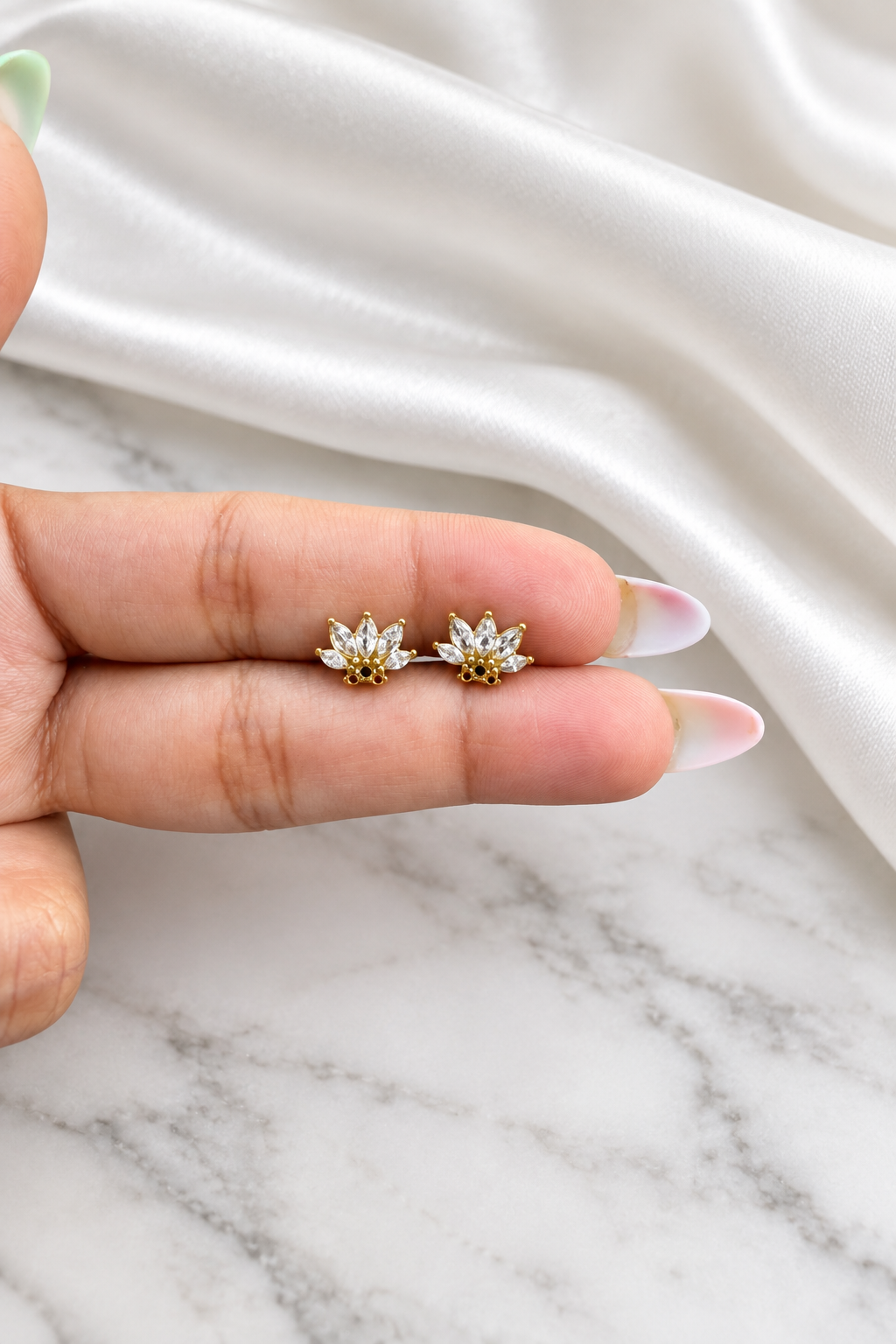 Divina Ball Back Studs (Pair)
