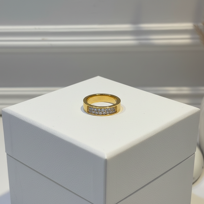 Eterna Glow Crystal Band Ring