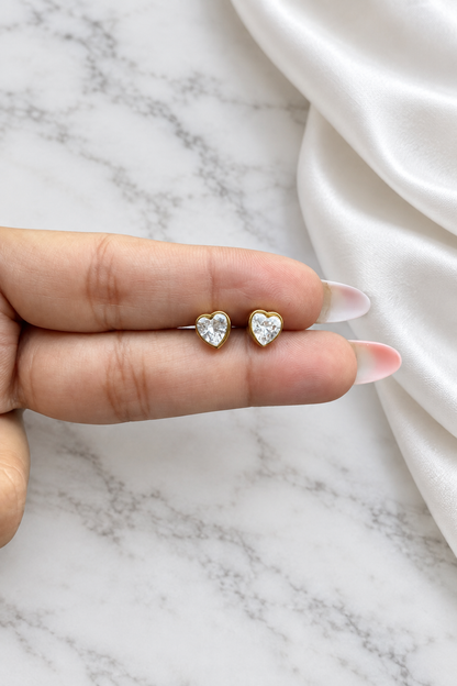 Ossa Heart Studs (Pair)