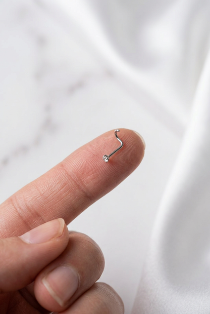 Emma Nose Pin