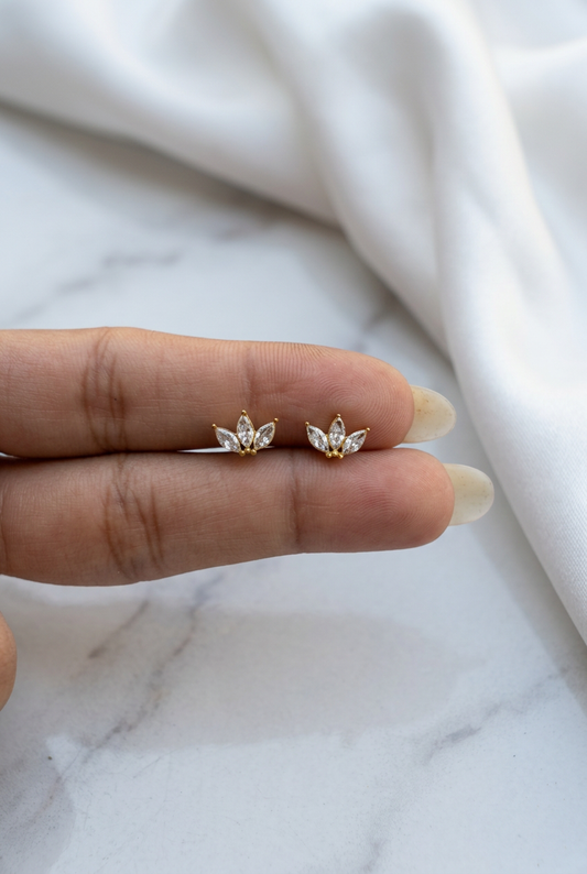 Roselle Studs (Pair)
